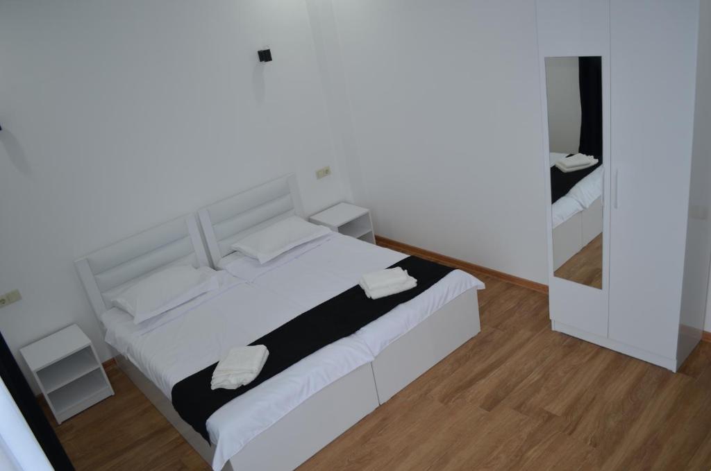 White Hotel room 2
